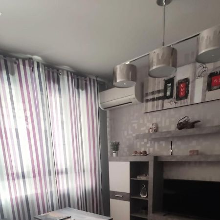 Apartamento Angustias Plaza Parking Gratis Privada Incluida อัลกาลา ลา เรอัล ภายนอก รูปภาพ
